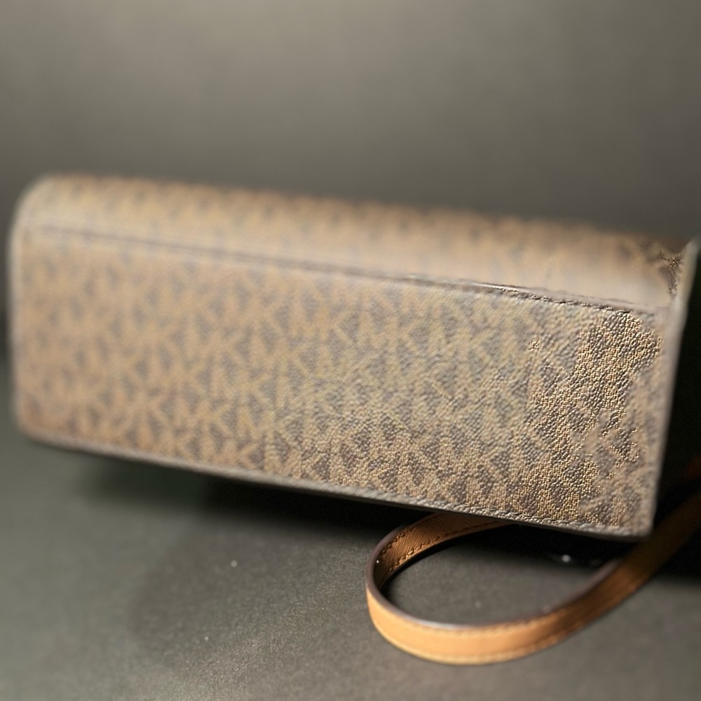 Michael Kors Brown Crossbody Bag - Picture 5 of 9